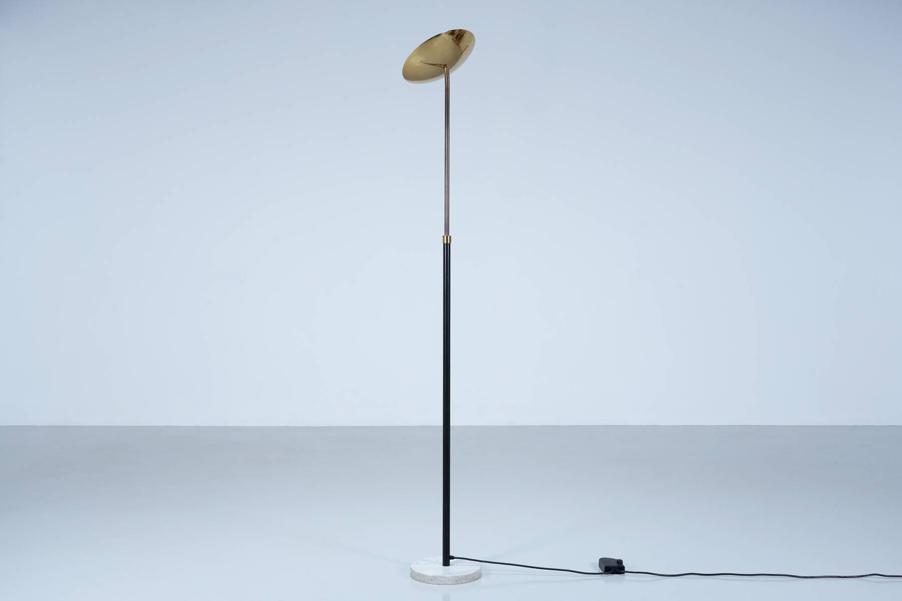 Lampadaire téléscopioque marbre et laiton circa 1980