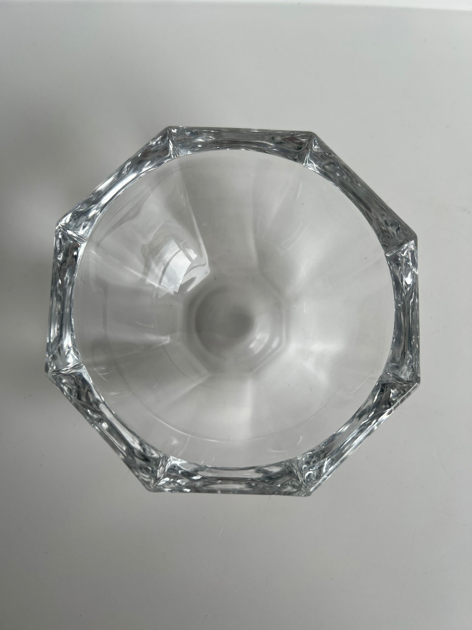 Octagonal glass cup D: 11,5cm