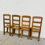 4 mulched chairs