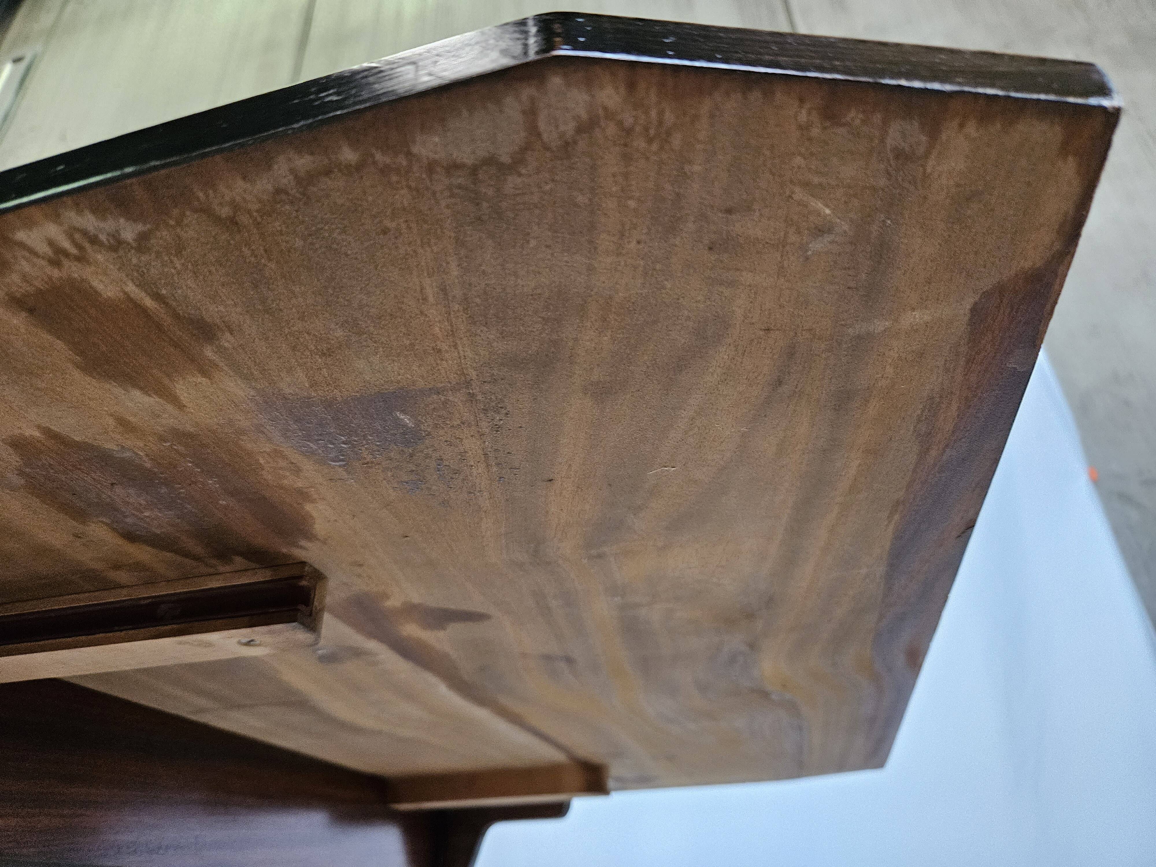 Table à manger extensible de style scandinave en noyer et ébène