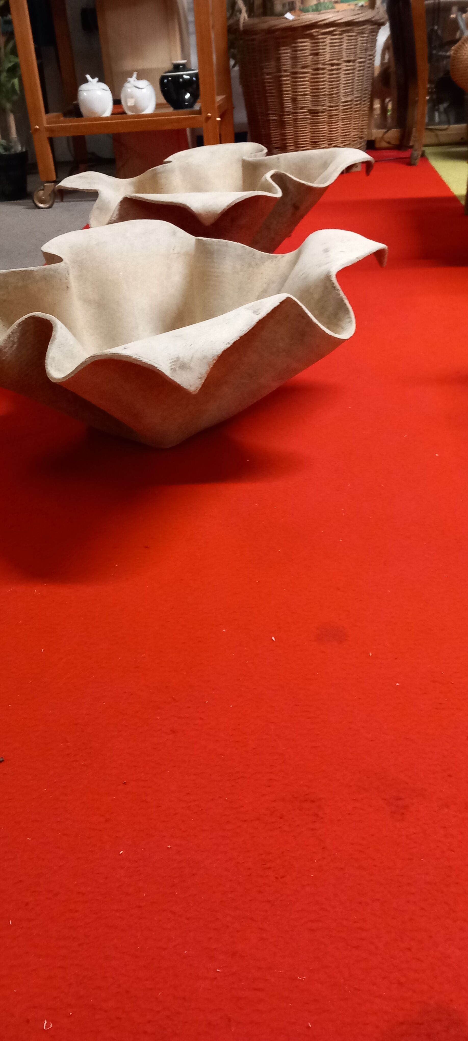 Pair of planters model handkerchief Willy Guhl, Eternit edition