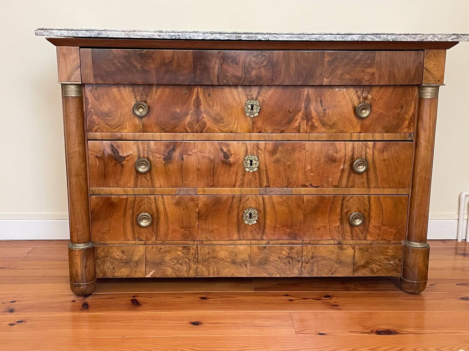 Empire storage chest of drawers