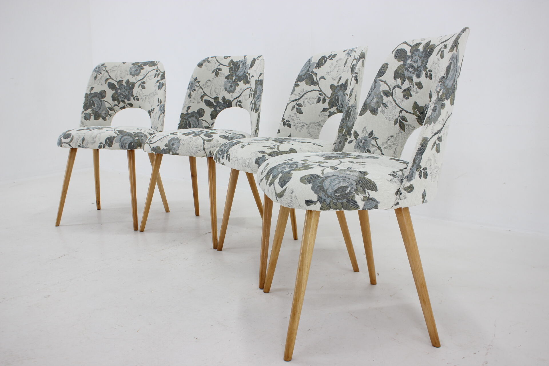 1960s Set of Four Oswald Haerdtl dining Chairs in Fabric ,Czechoslovakia