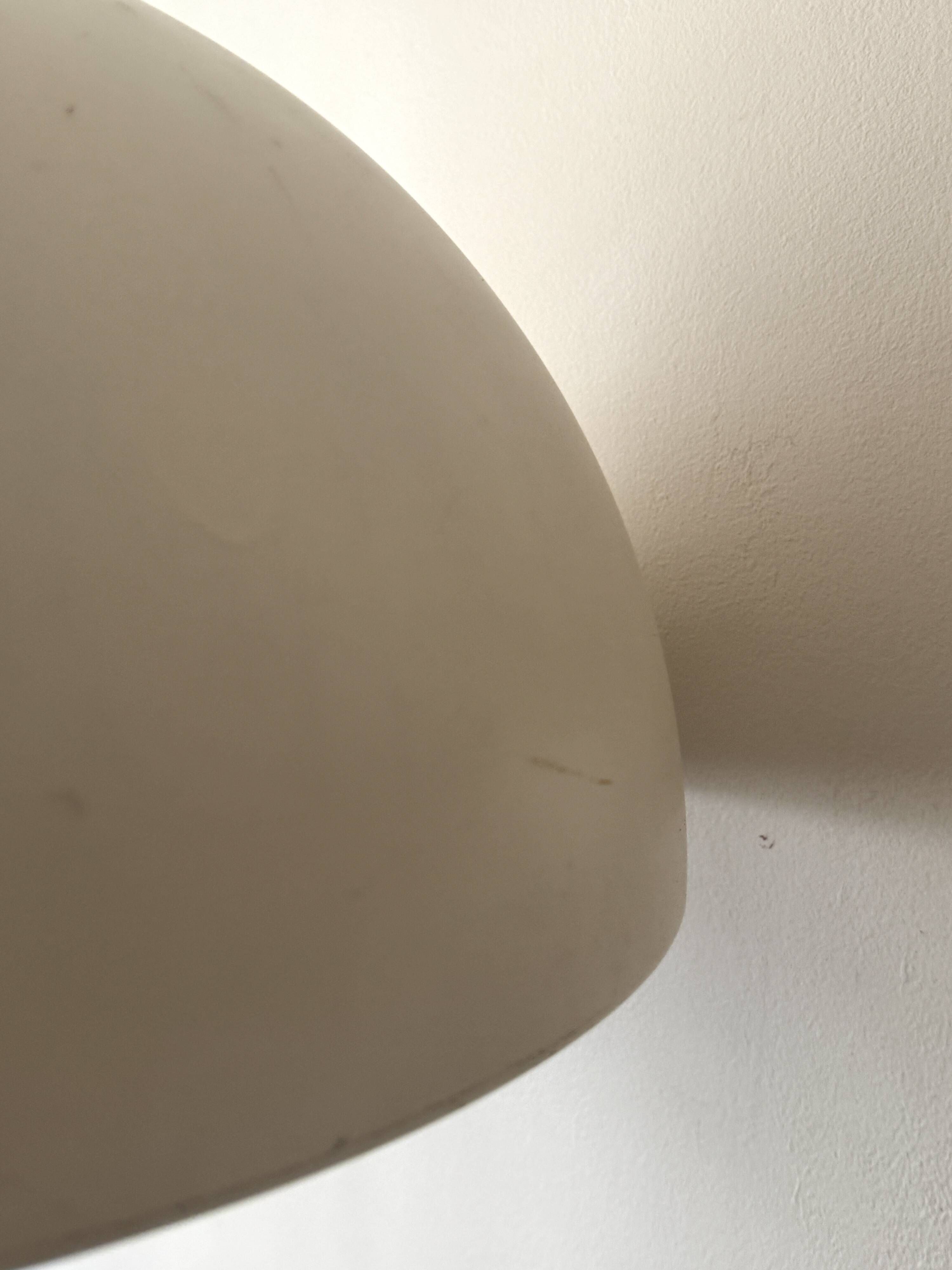 Italian tulip floor lamp in black / white / brass, 1970s design