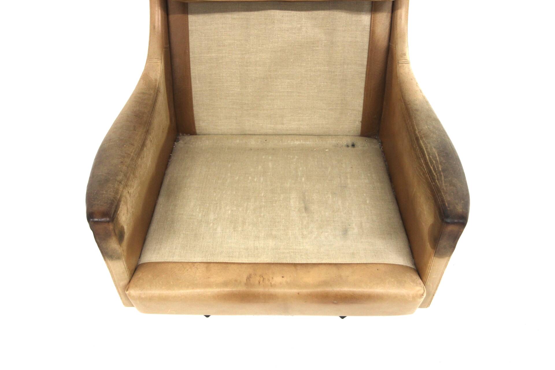 Scandinavian rotating leather armchair, Swivel chair, "Minerva", Torbjørn Afdal, Sweden, 1960