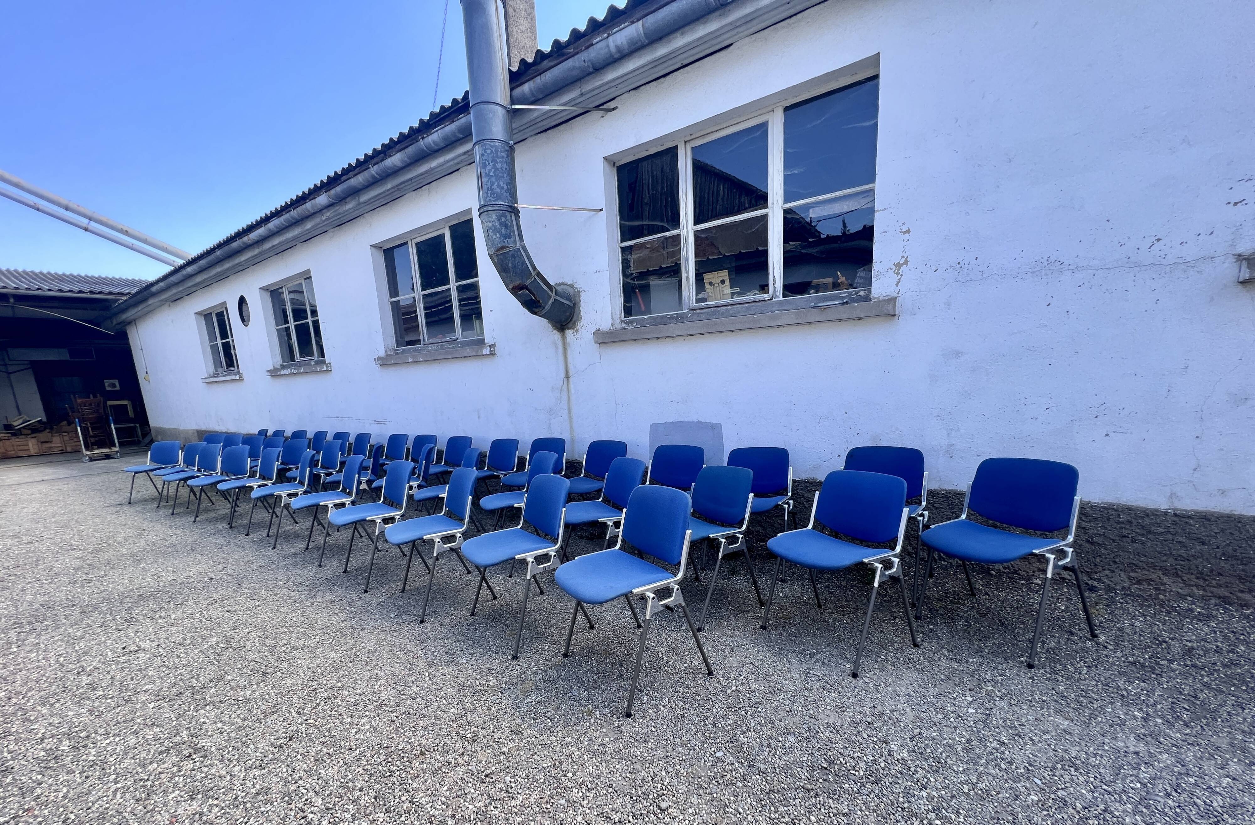 Série de 40 chaises de G. Piretti pour Castelli Anonima Castelli, Italie, années 1970