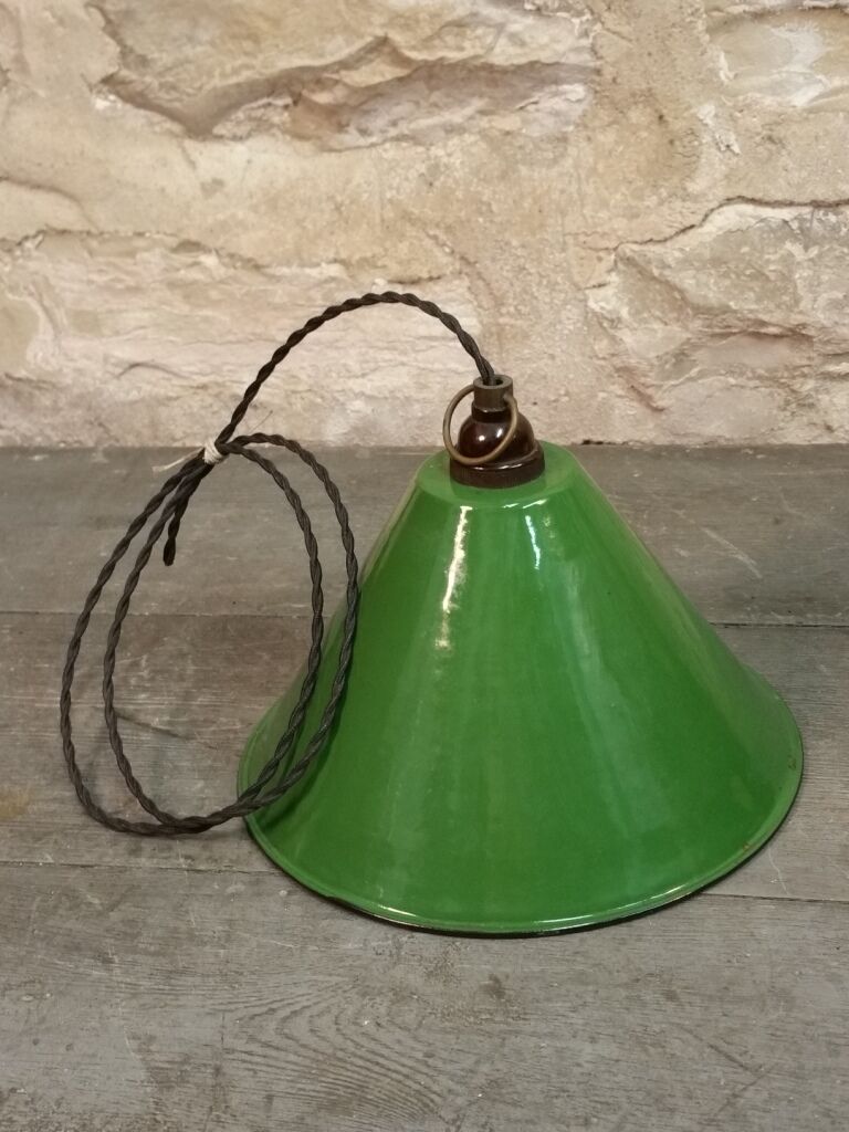 Industrial hanging lamp