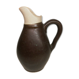 Sandstone pitcher