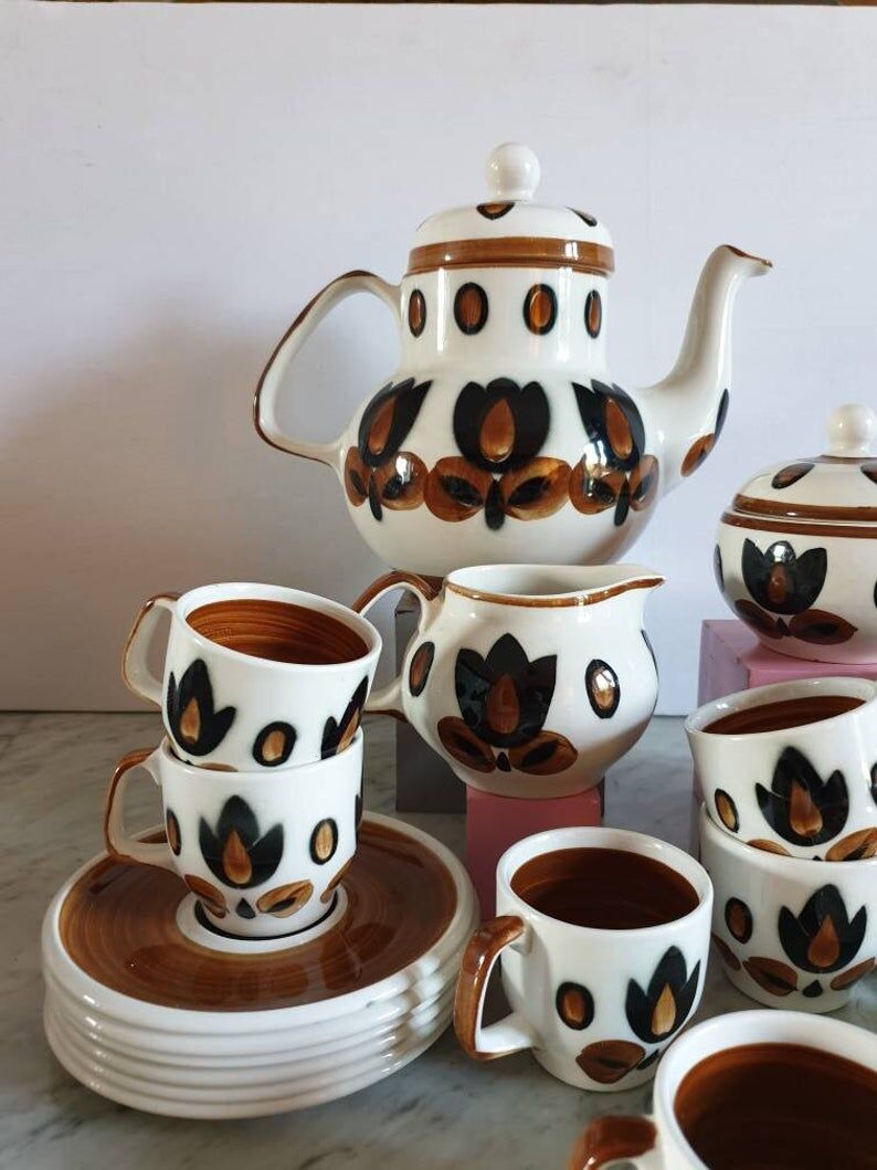 Full-scale coffee service model "Kimono" manufacture Boch Louvière 1968