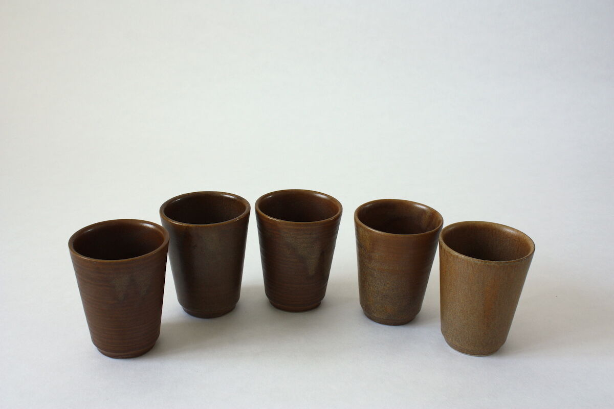Digoin sandstone mugs