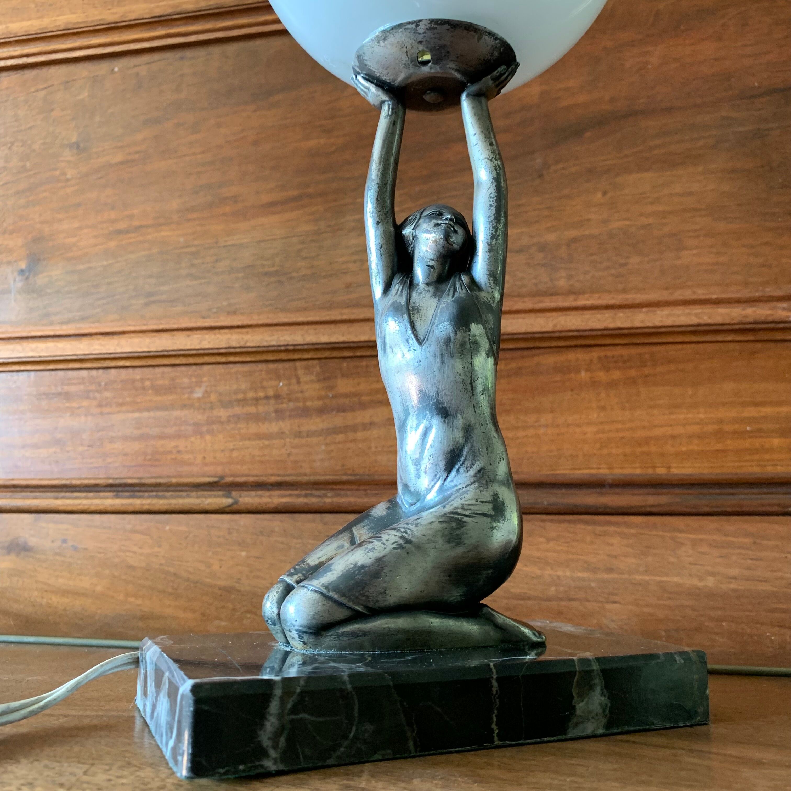 Art Deco lamp