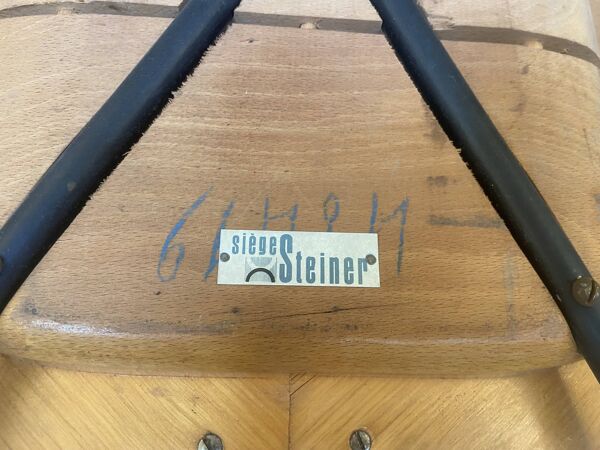 Paire de chaises tonneau par Pierre Guariche pour Steiner, années 50.