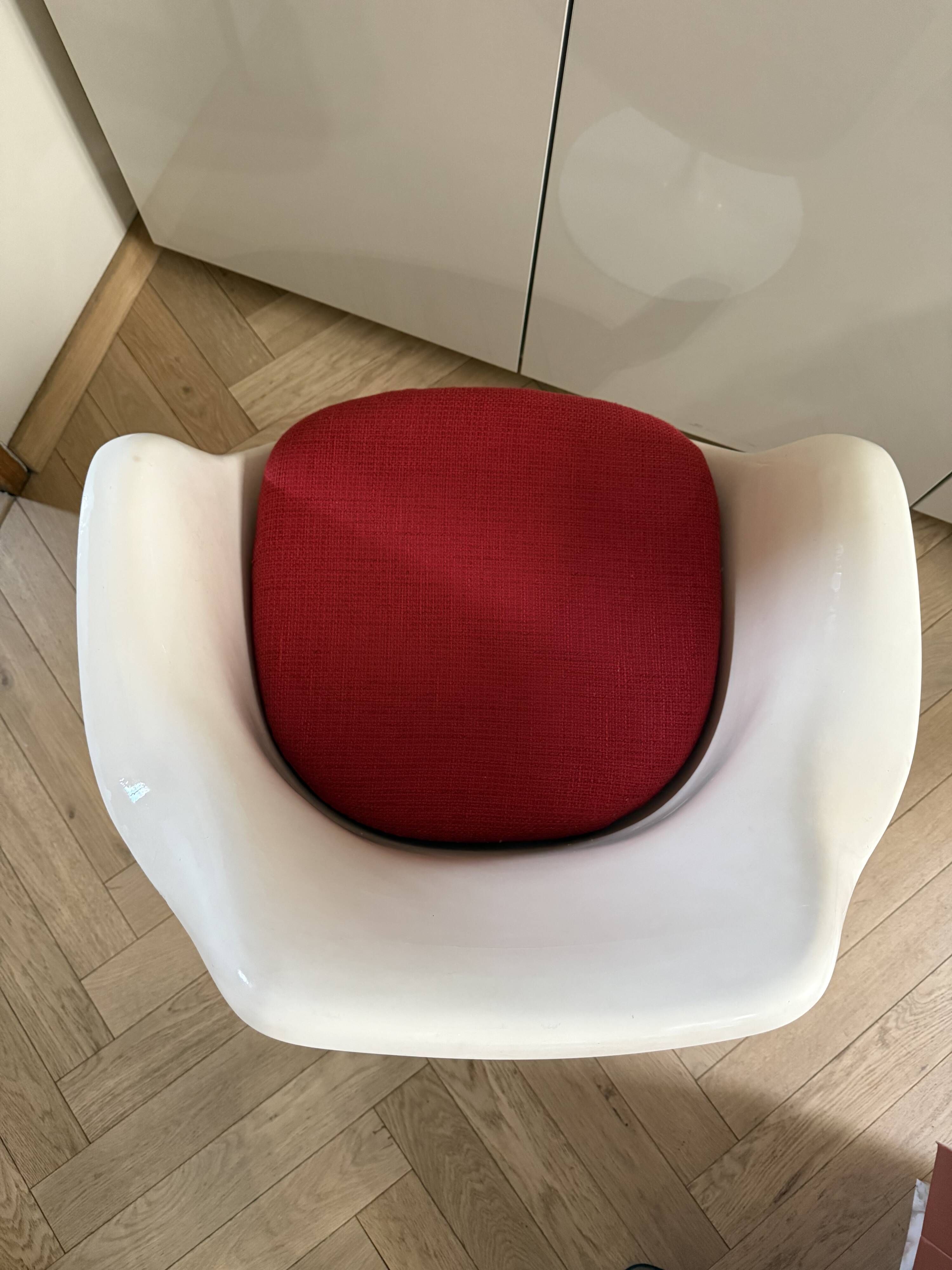Knoll Tulip Chair