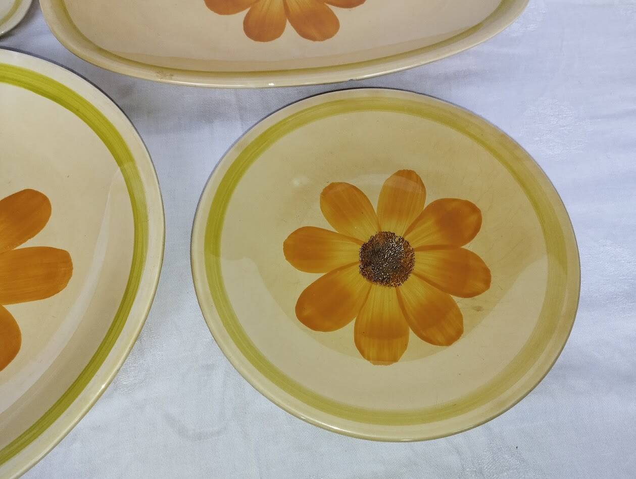 Soleil Gien set – large dishes and vintage serving dish