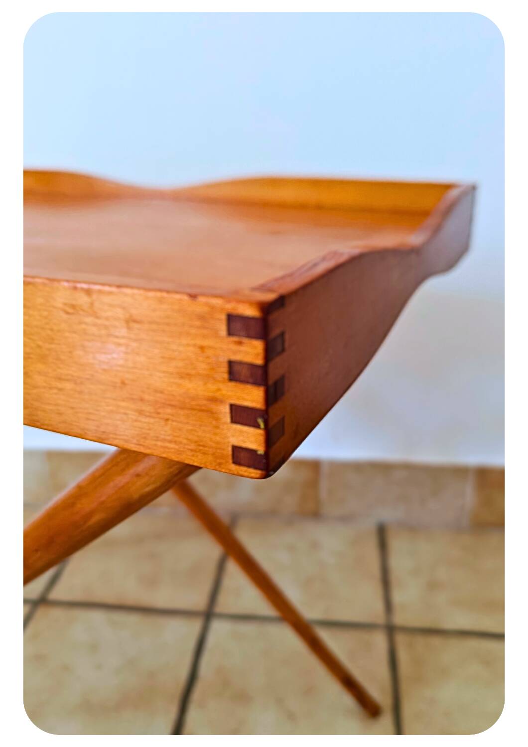 Table à plateau pliante en bois moderne du milieu du siècle
