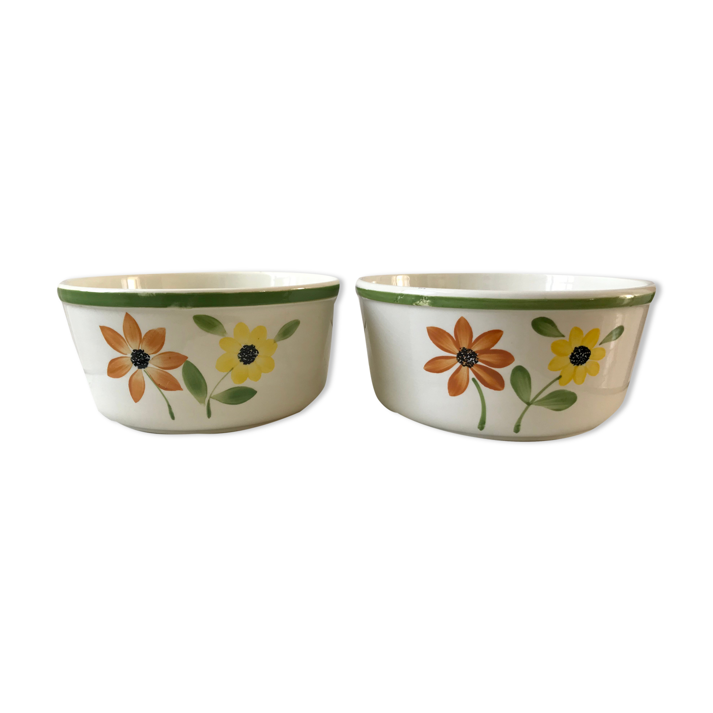 Duo of Gien flower bowls hand painted 60s-70s