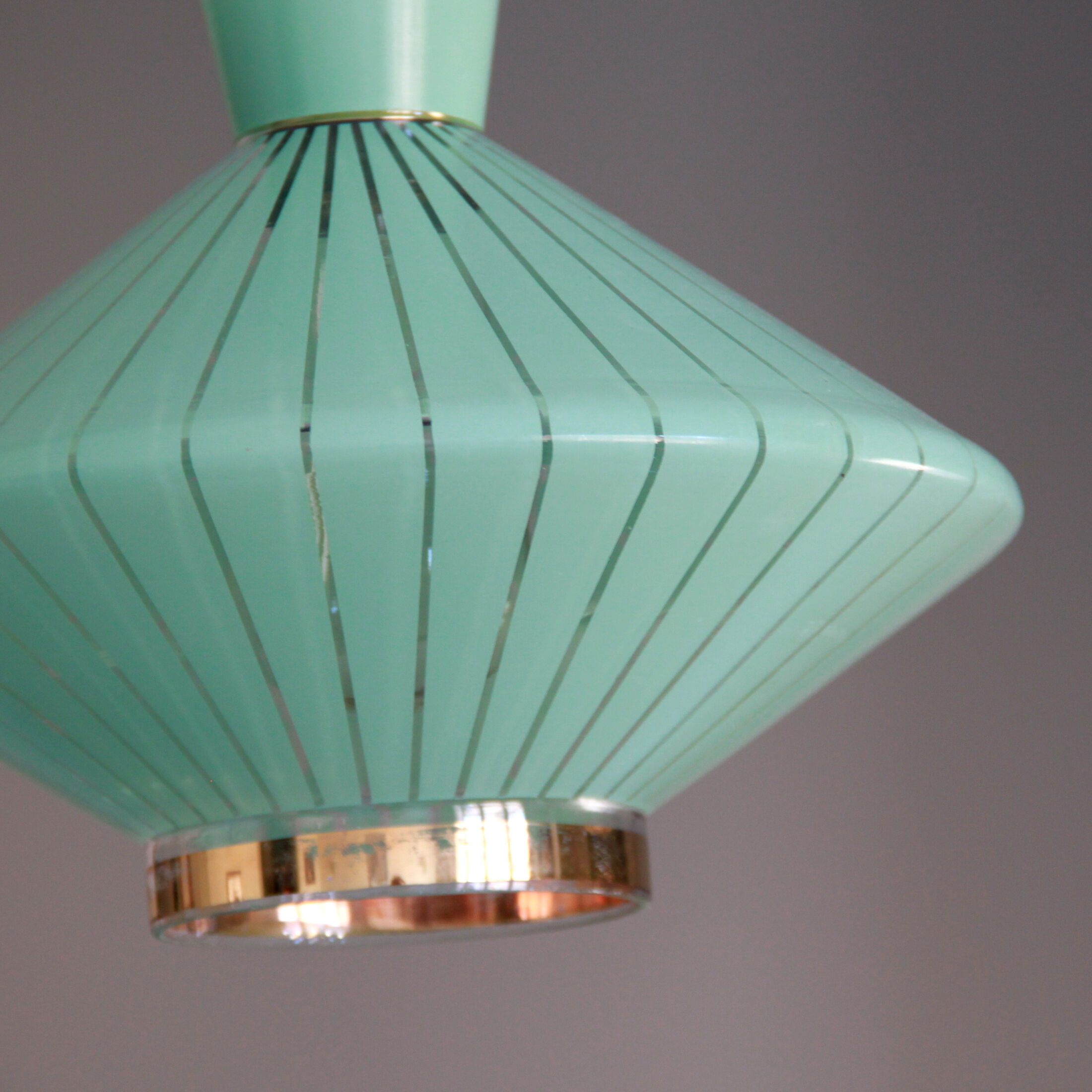 Green diabolo pendant lamp with gilding chandelier vintage luminaire