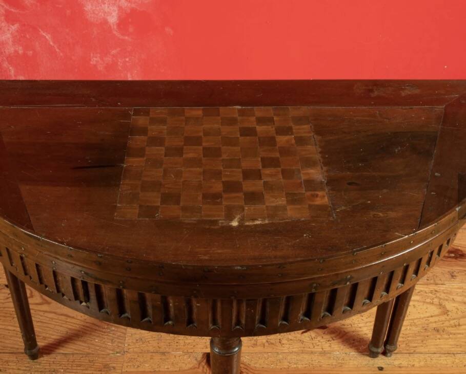 Console ou table à jeux de forme demi lune À plateau dépliant