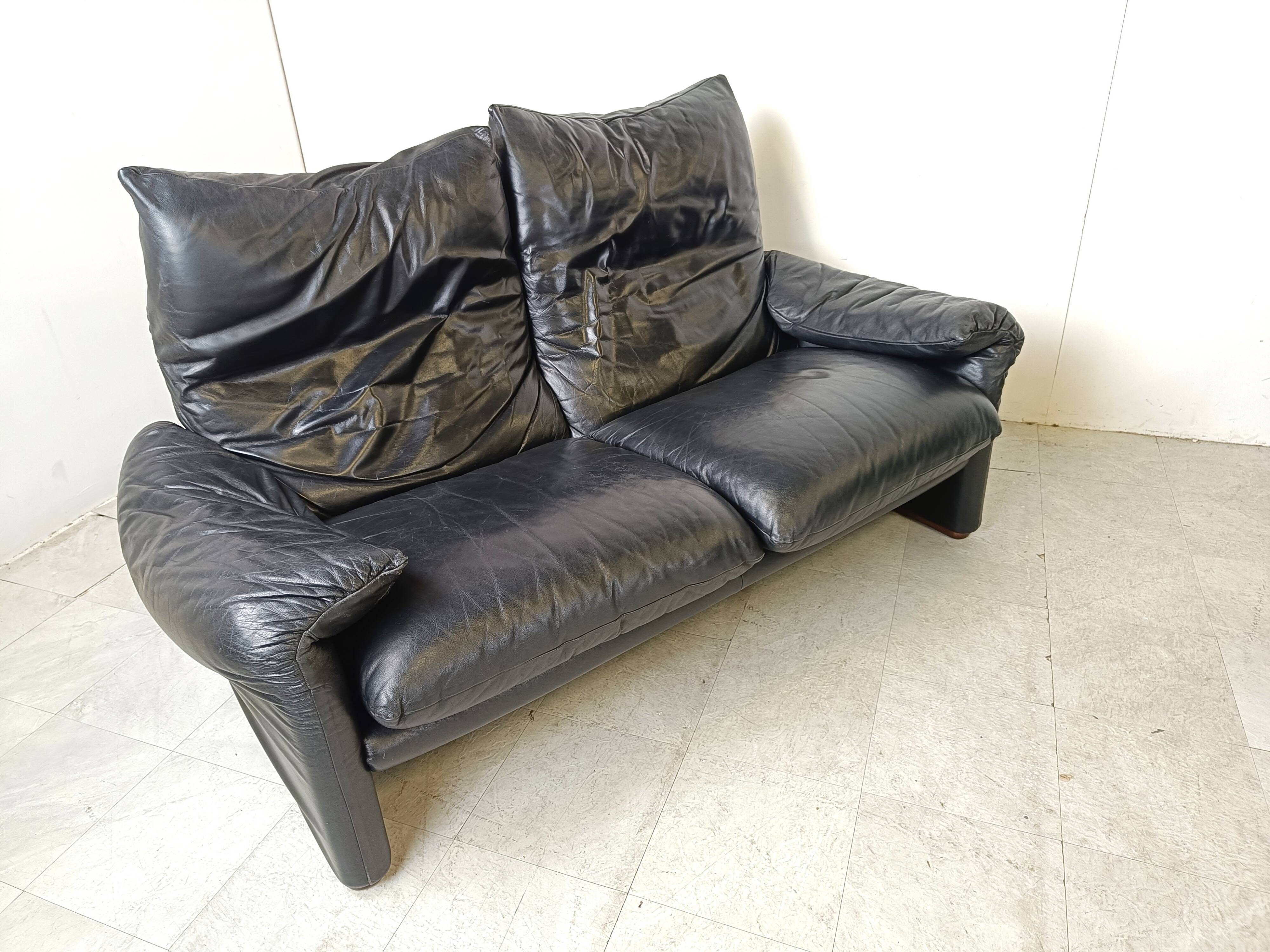 Canapé Maralunga en cuir par Vico Magistretti pour Cassina, 1973