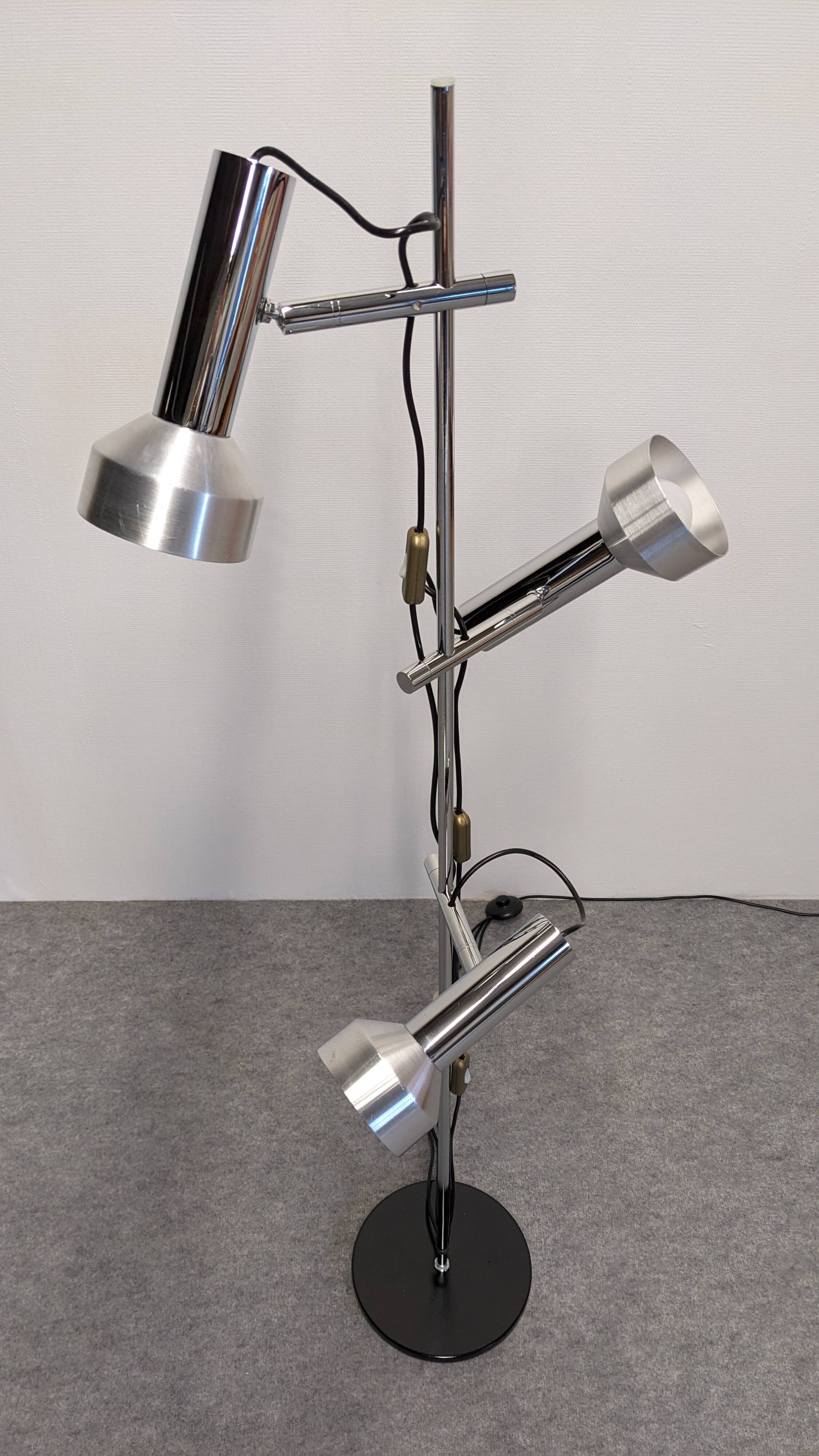 Three-spot floor lamp in chrome metal by Philips, Netherlands circa 1970.