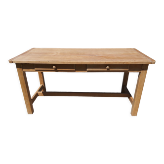 Farmhouse table