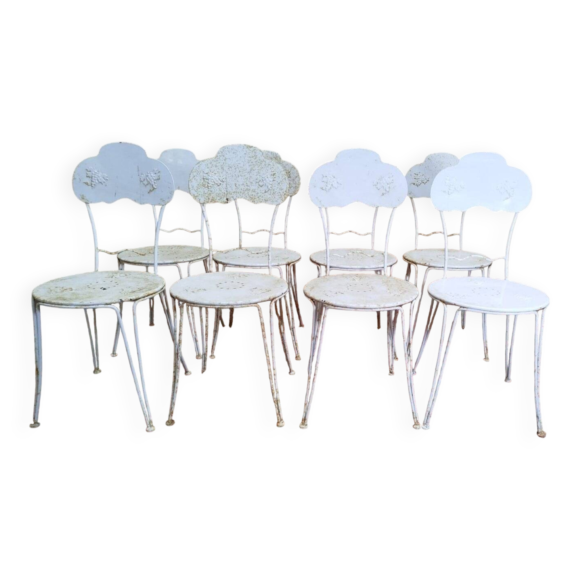 Suite de 8 chaises de jardin en fer forgé