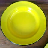 Soup plates in enameled sheet metal series