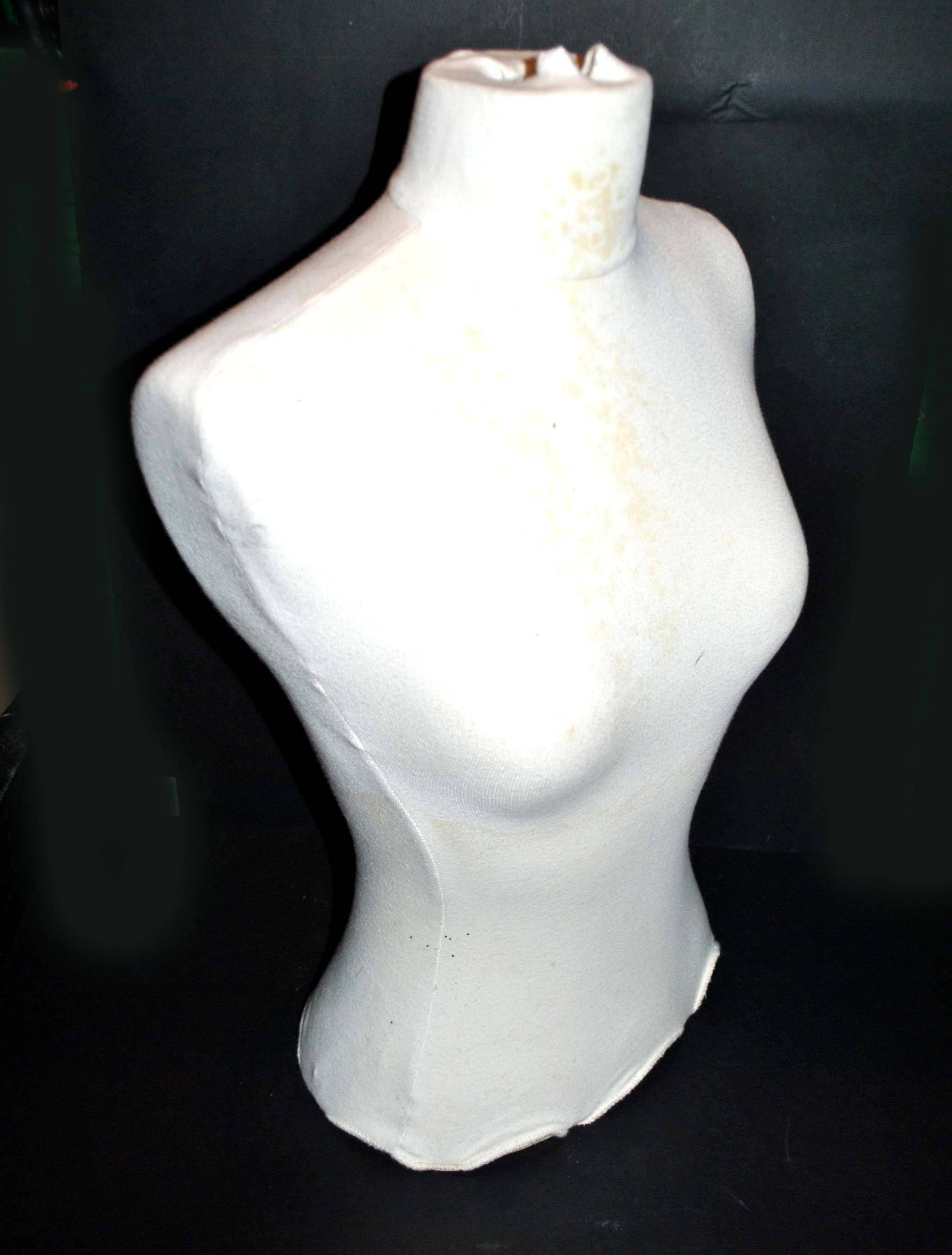 Vintage foam display mannequin bust - Decorative seamstress bust