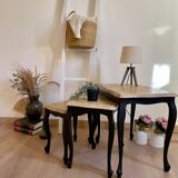 Nesting coffee tables