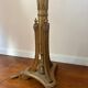 Lampadaire en bois doré Style Louis XVI