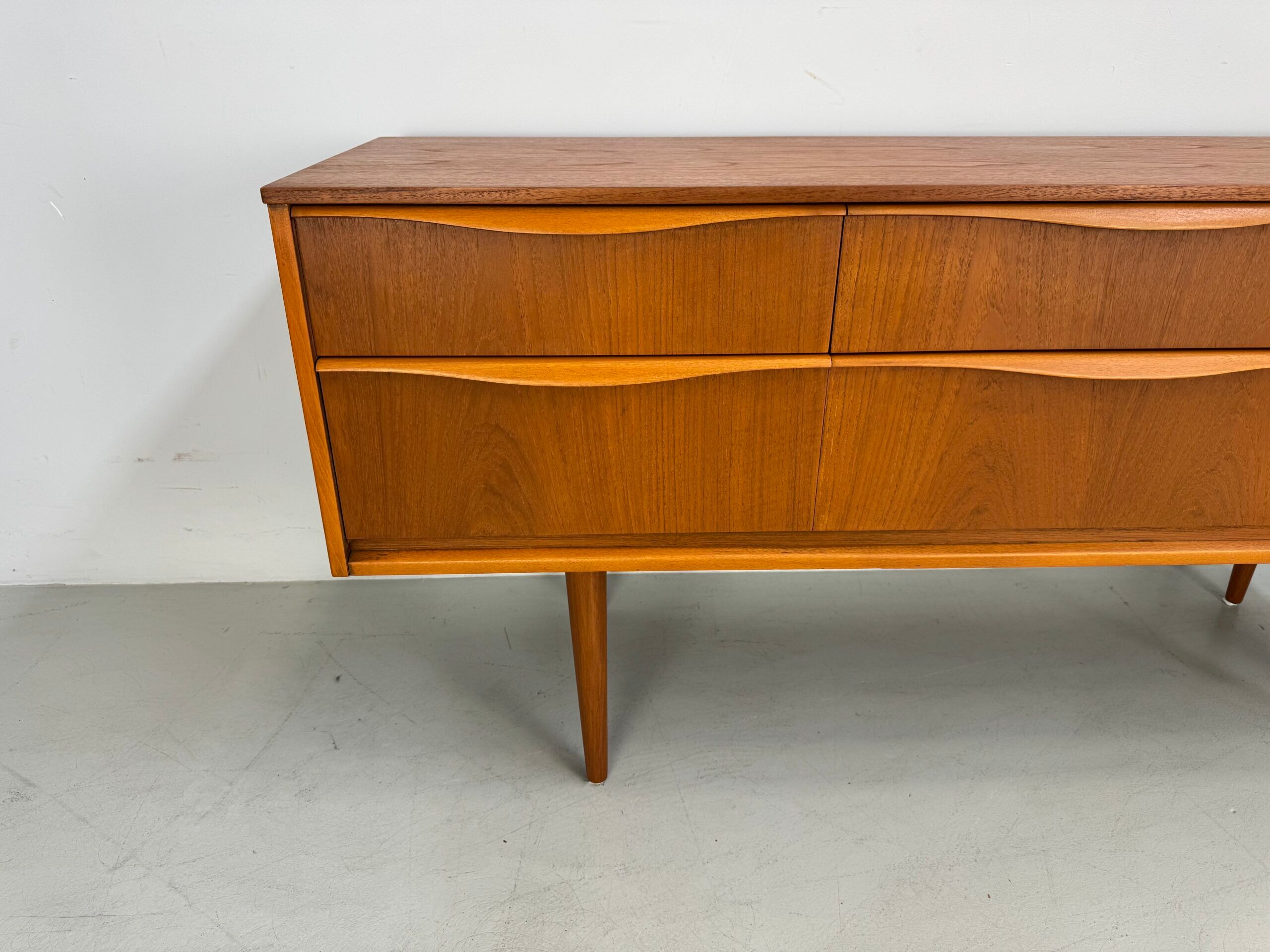 Vintage Austinsuite sideboard.