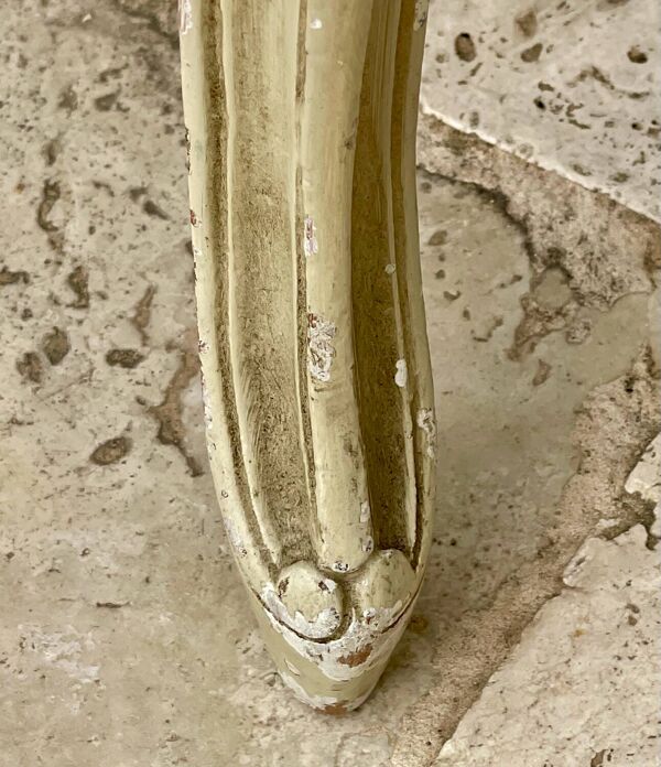 Suite de 4 chaises laquées style Louis XV