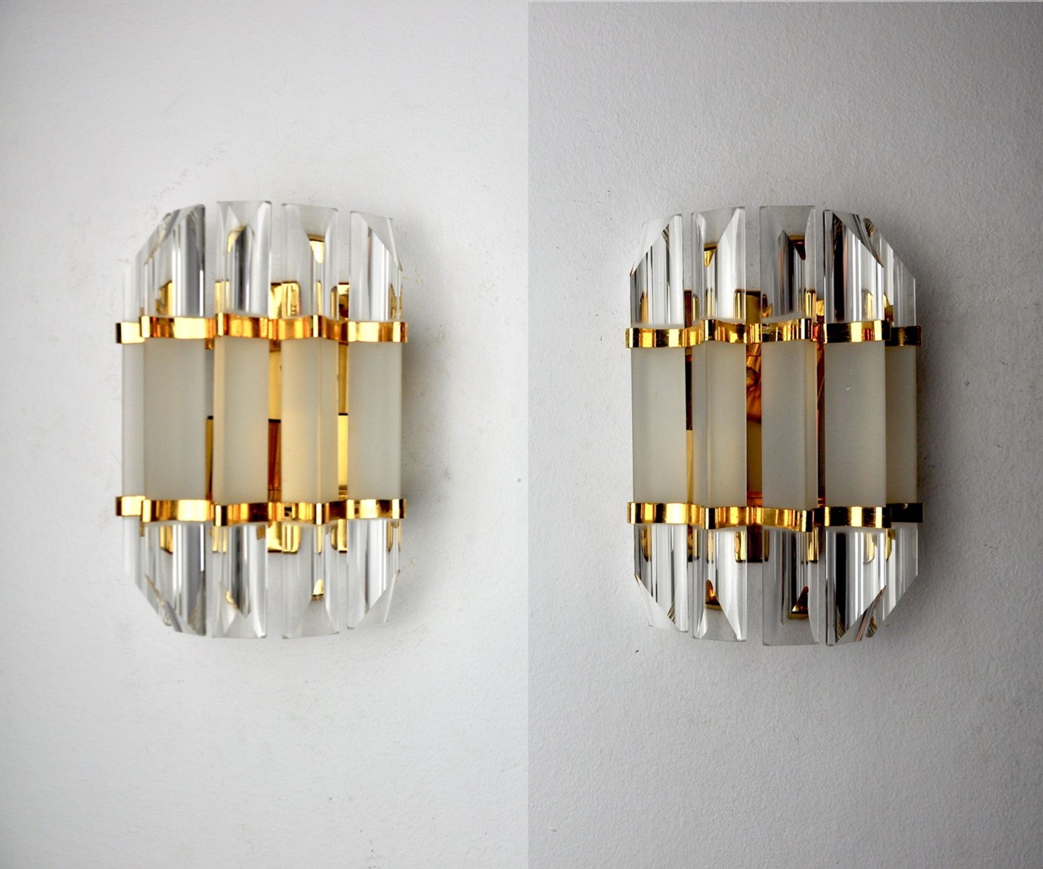Pair of venini wall lamps, Glass, Italy, 1970