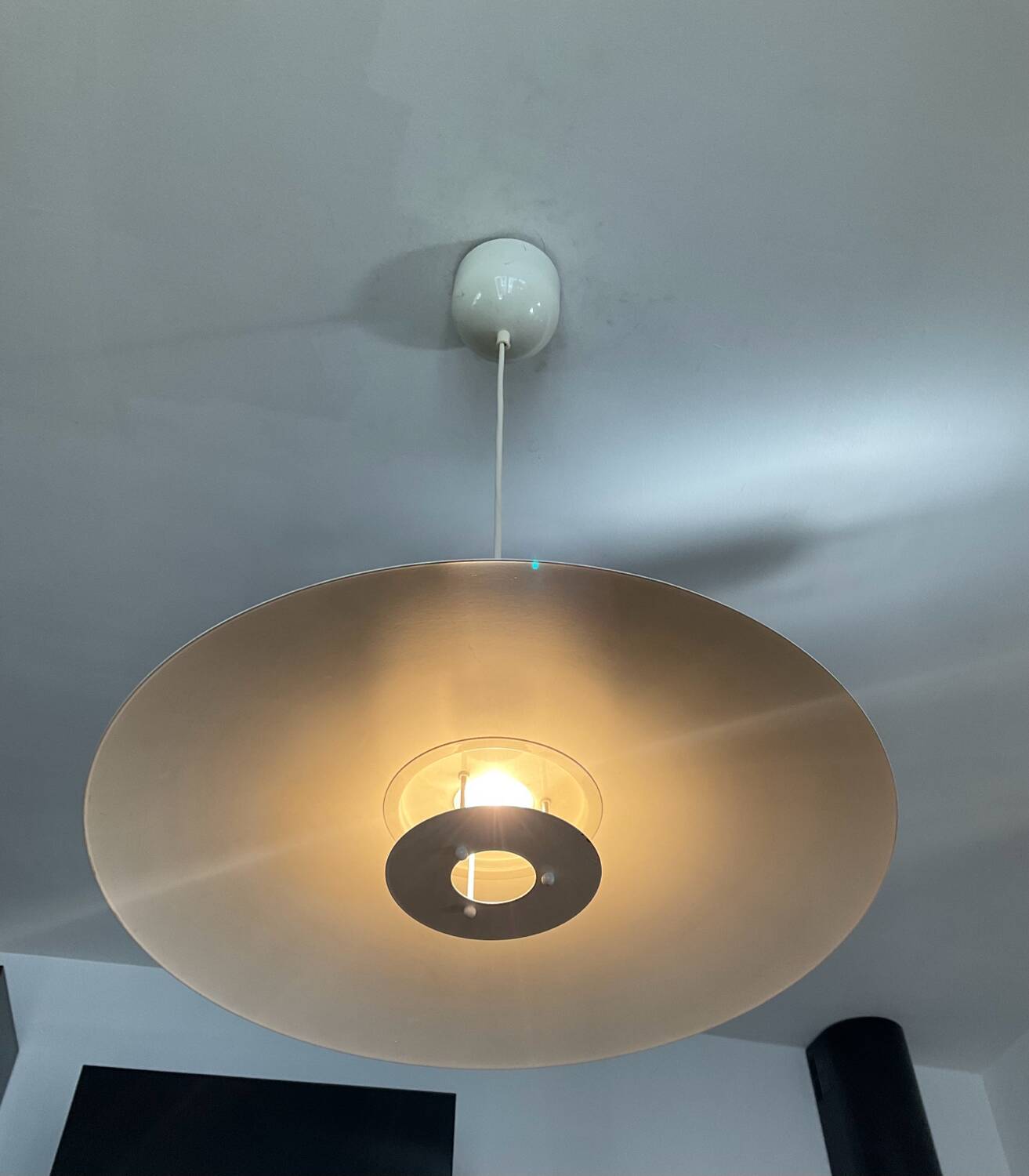 Happy Light Holland saucer pendant light from the 80s