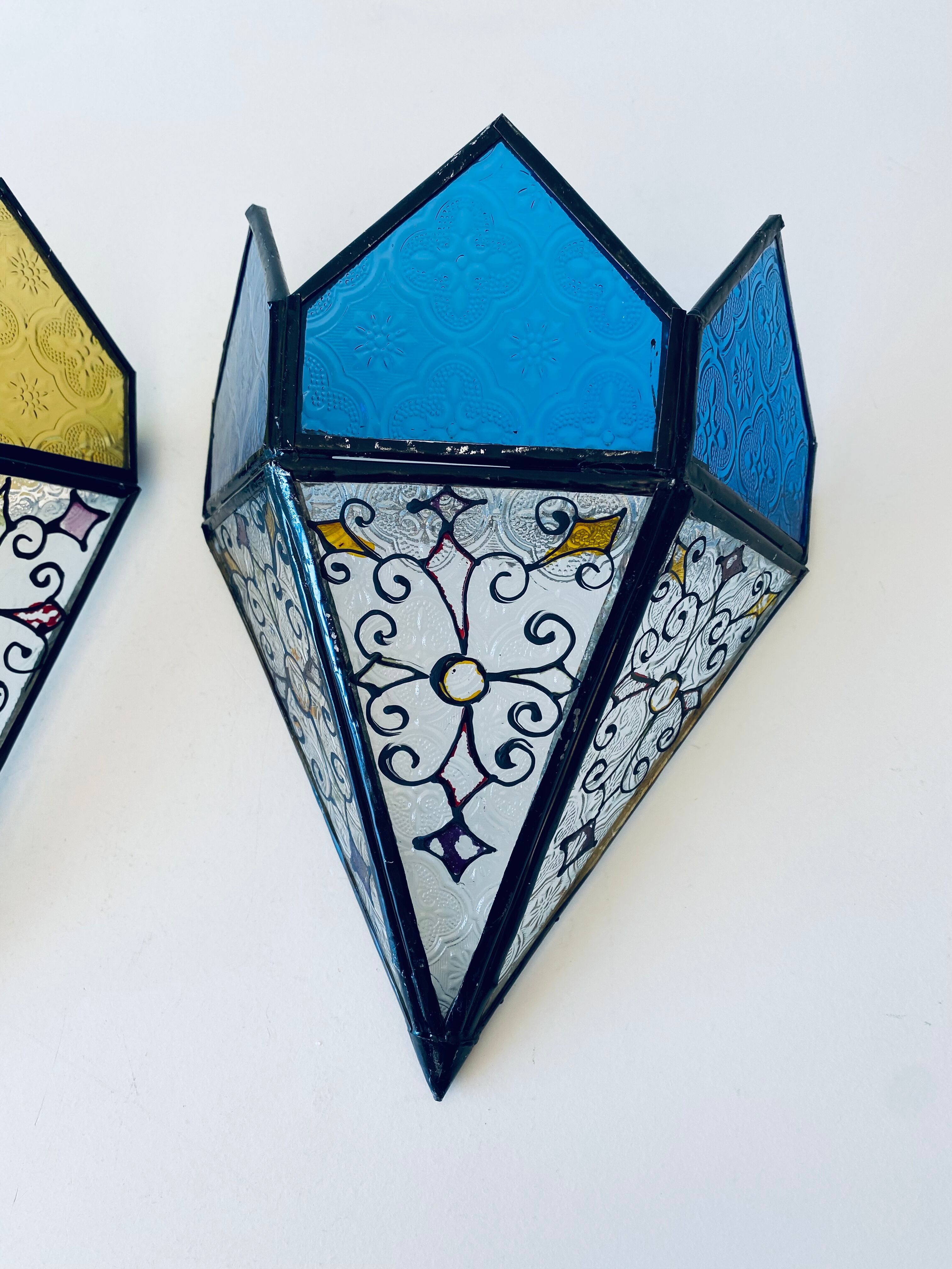 Wall lantern with stained glass windows