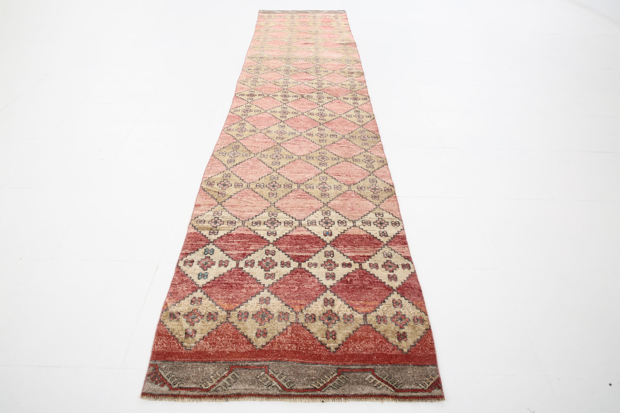 3x12 Vintage Turkish Runner Rug, 85x374Cm