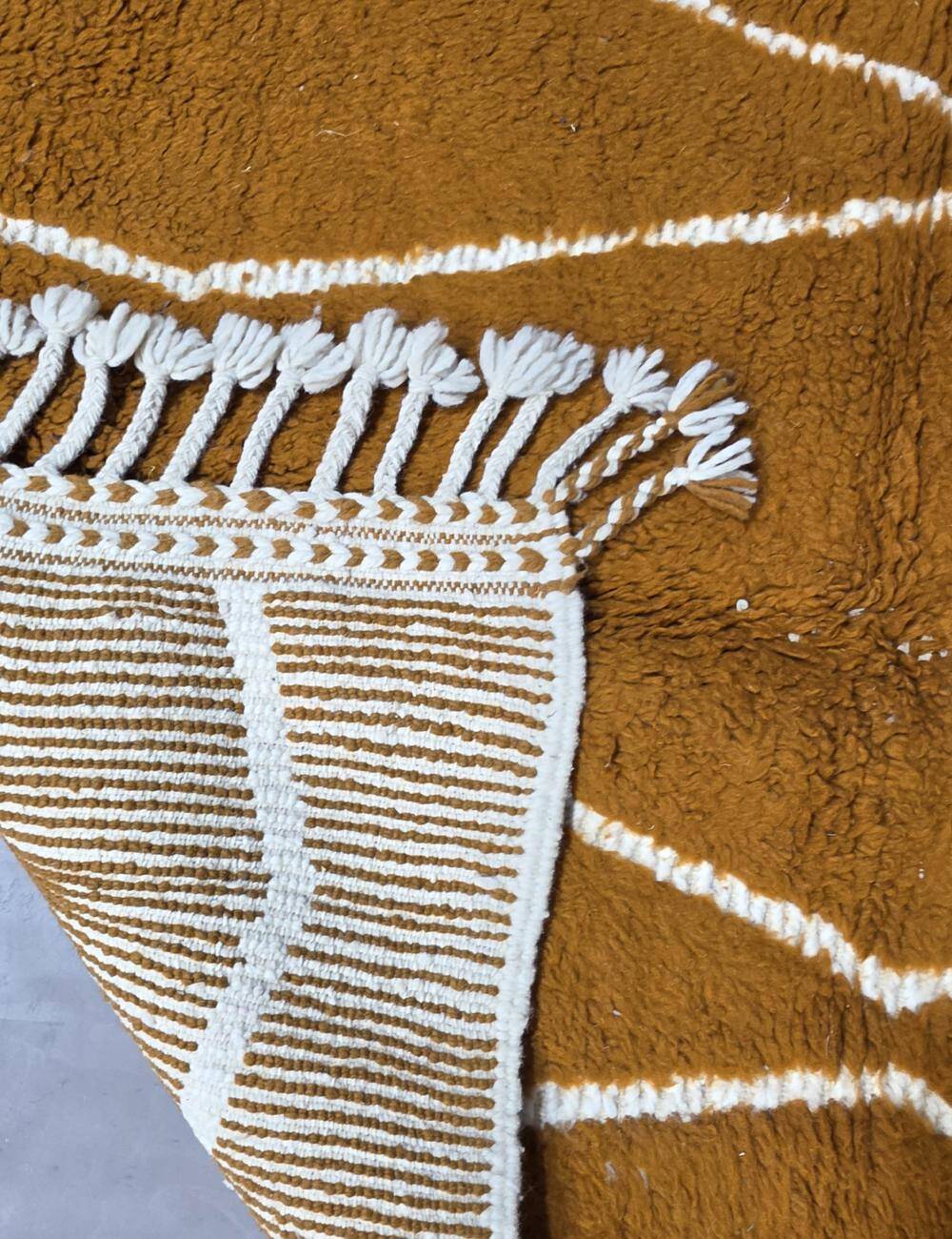 Mustard Yellow Rug - 156 x 125 cm