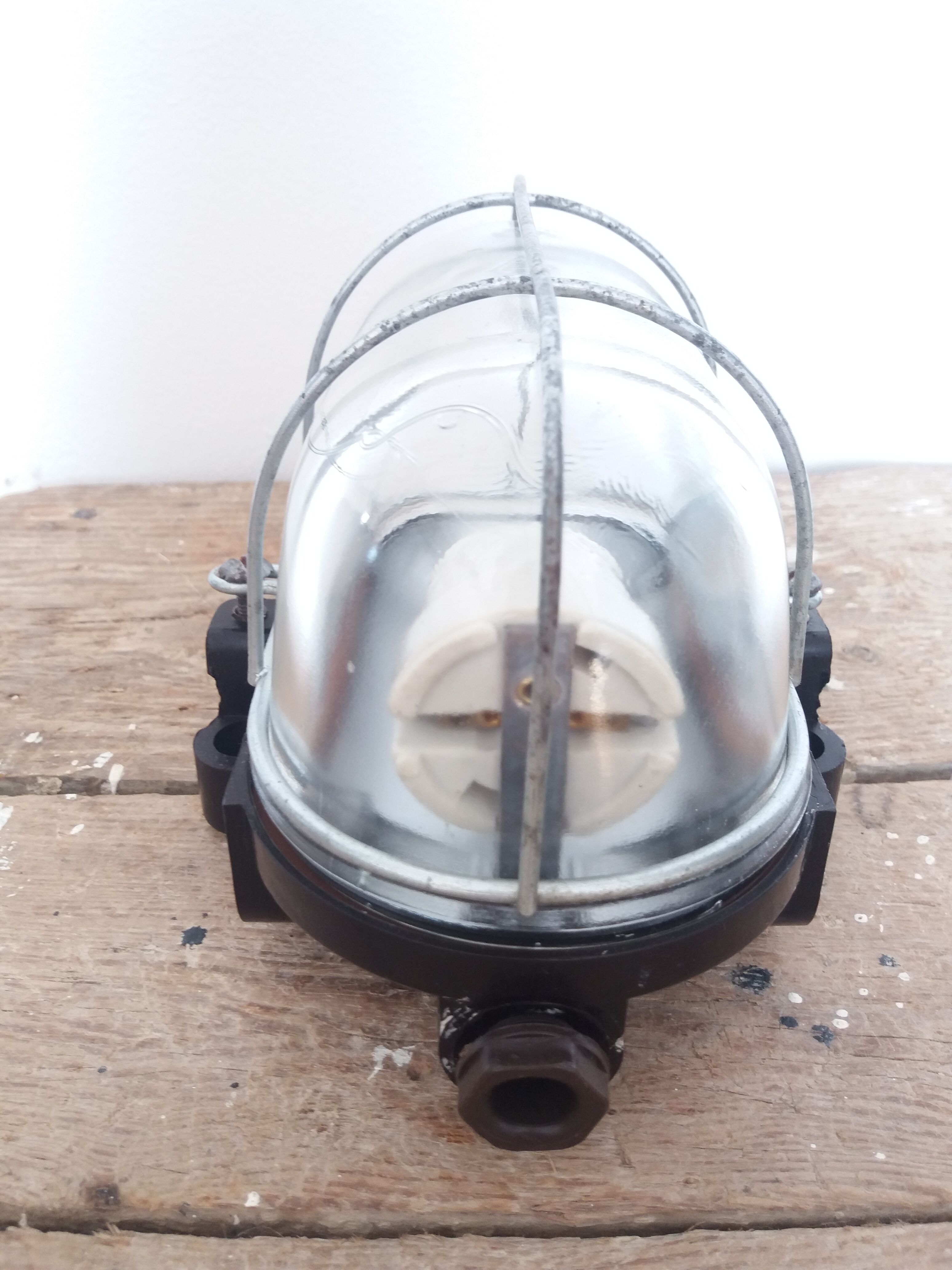 Applied workshop in bakelite