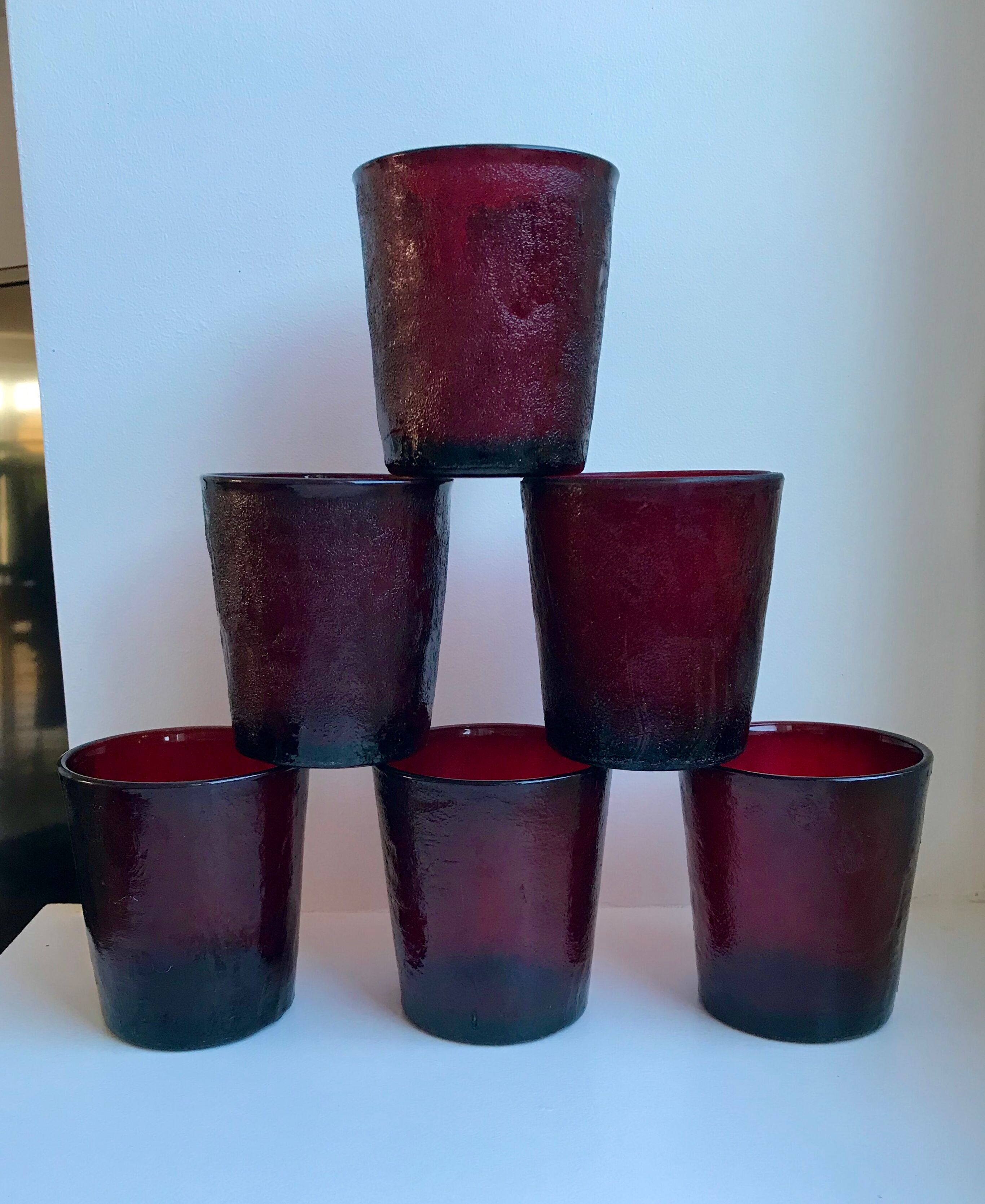 Set of 6 burgundy colored glass glasses 70s