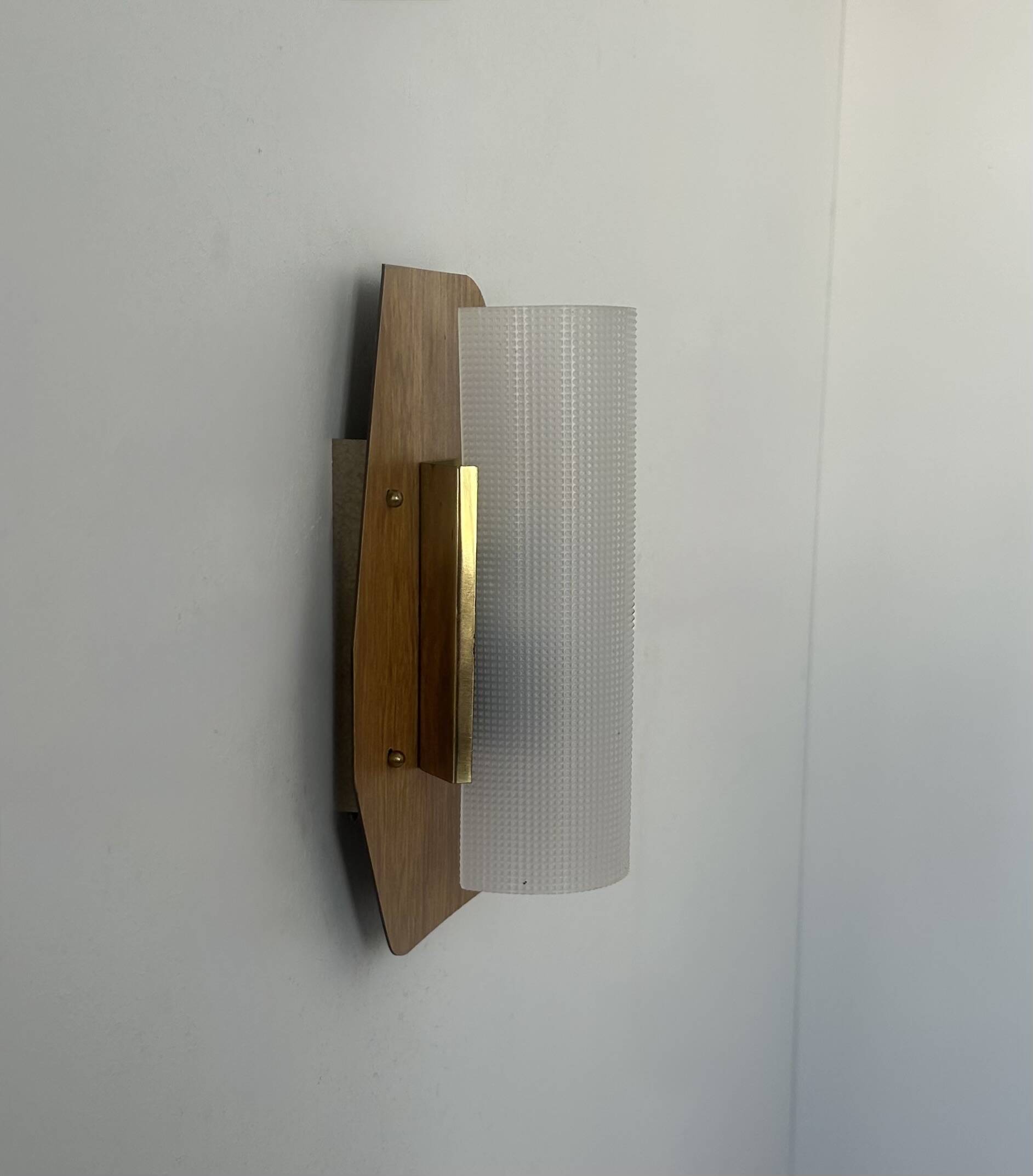 Vintage wall lamp, teak, brass and perspex, France 1960