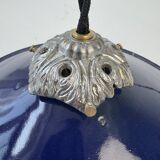 Suspension industrielle ancienne emaillee bleue
