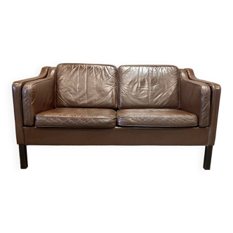Scandinavian design 2-seater leather sofa
