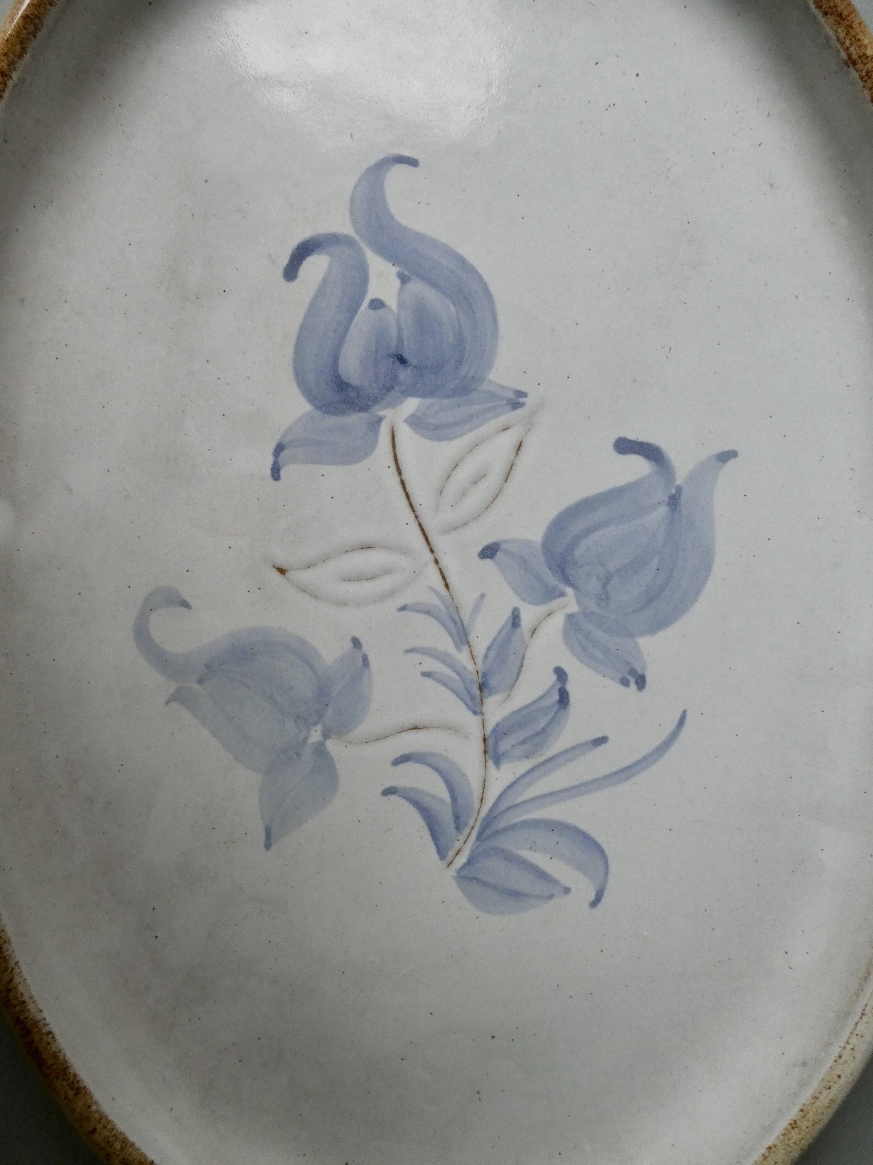 Oval dish signed Chantal and Thierry Robert, Poncé sur Loir