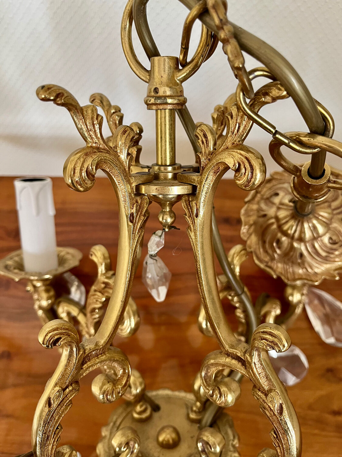 Lustre en bronze doré à pampilles anciennes
