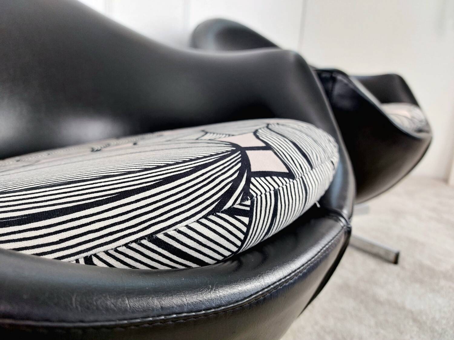 Pair of Mars armchairs - Pierre Guariche