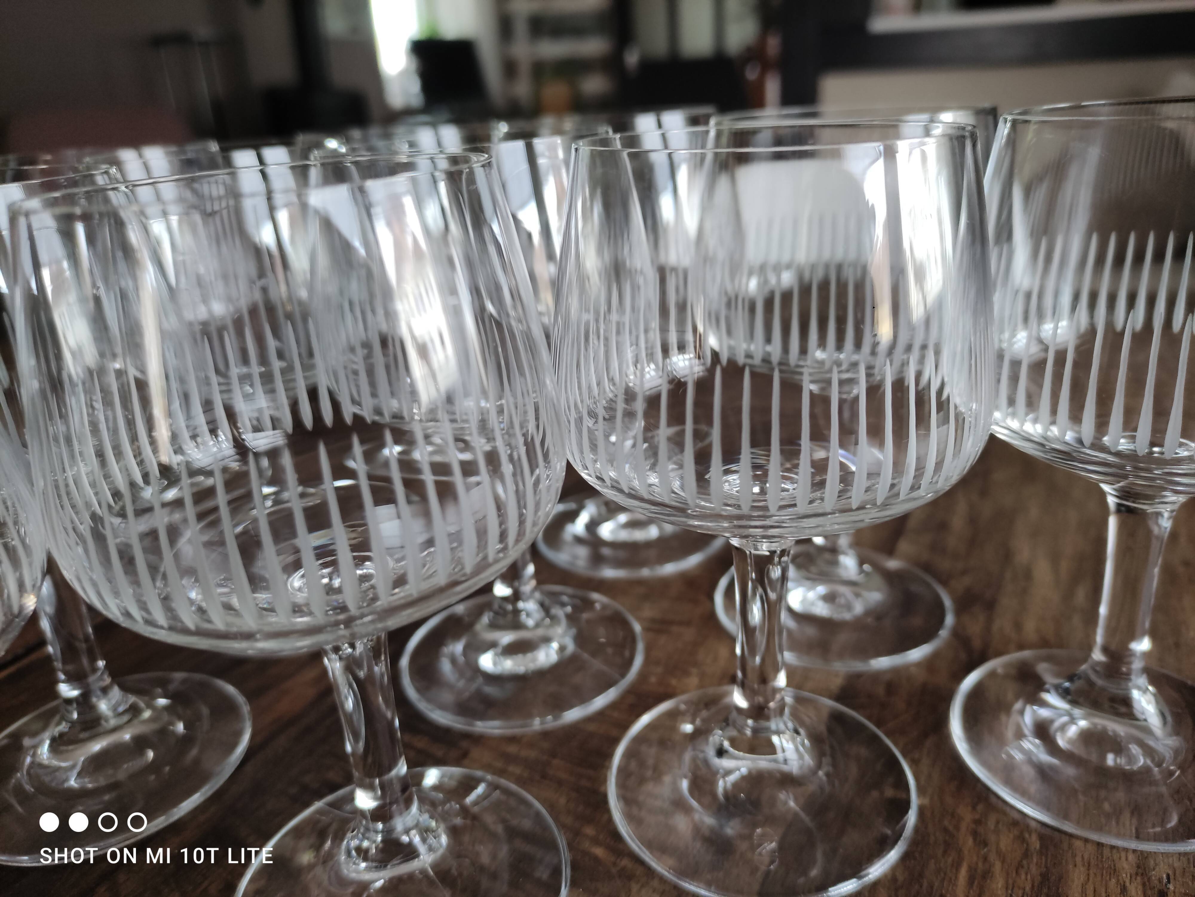 Set of 11 old wine glasses shaped chiseled crystal balloons