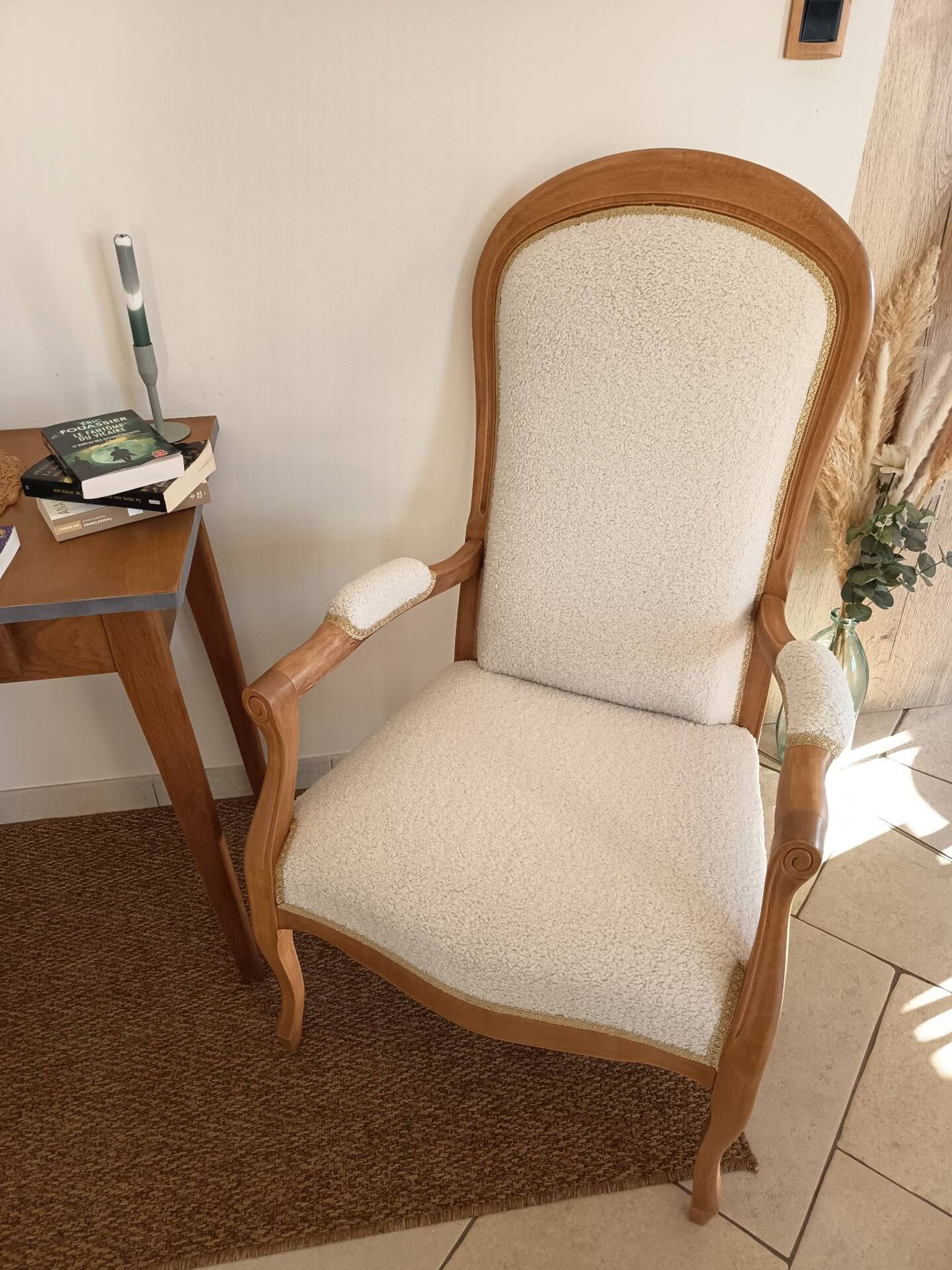 Voltaire armchair in boucle fabric