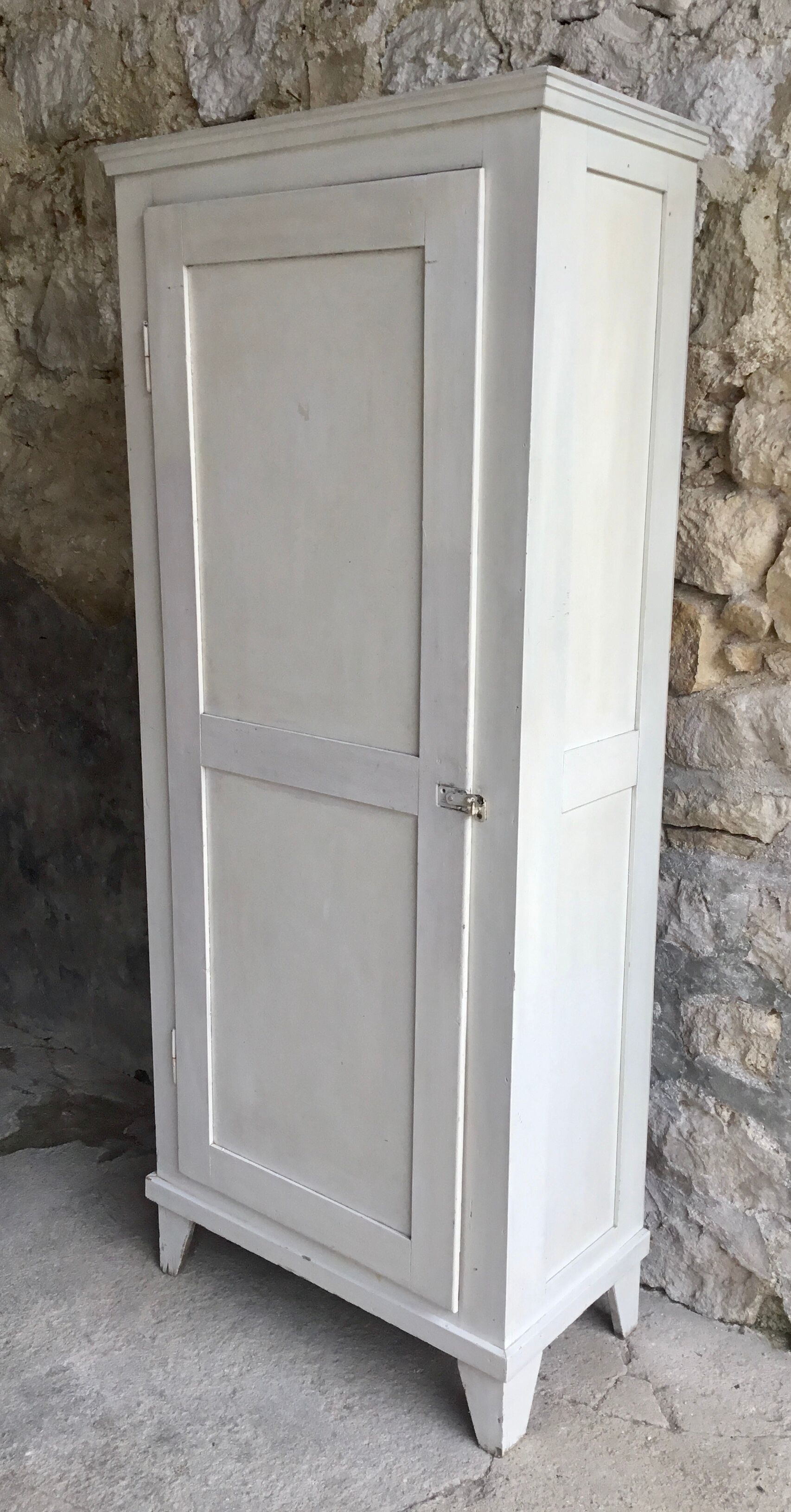 Vintage Parisian wardrobe 1950