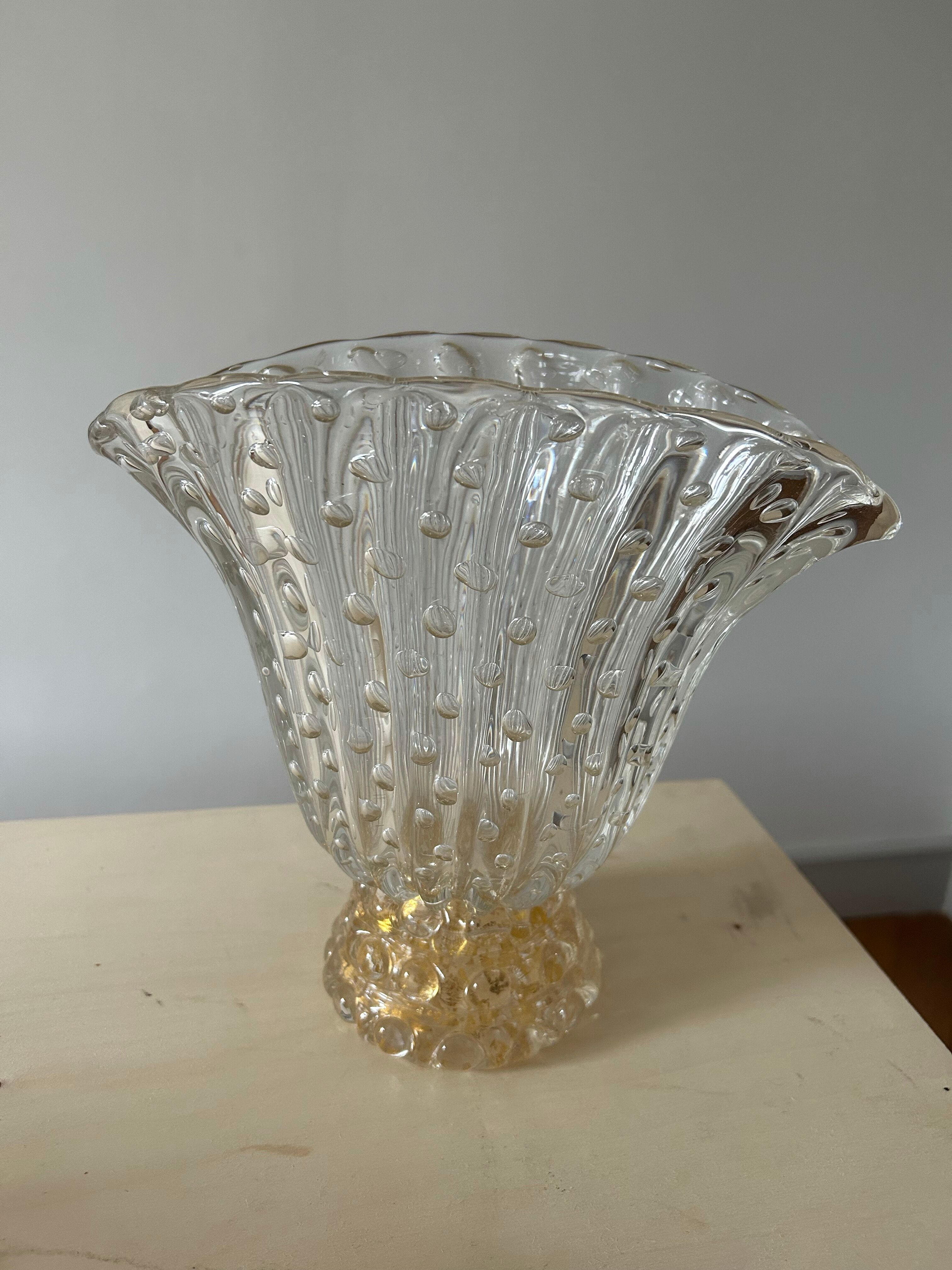 Vase and glass cups