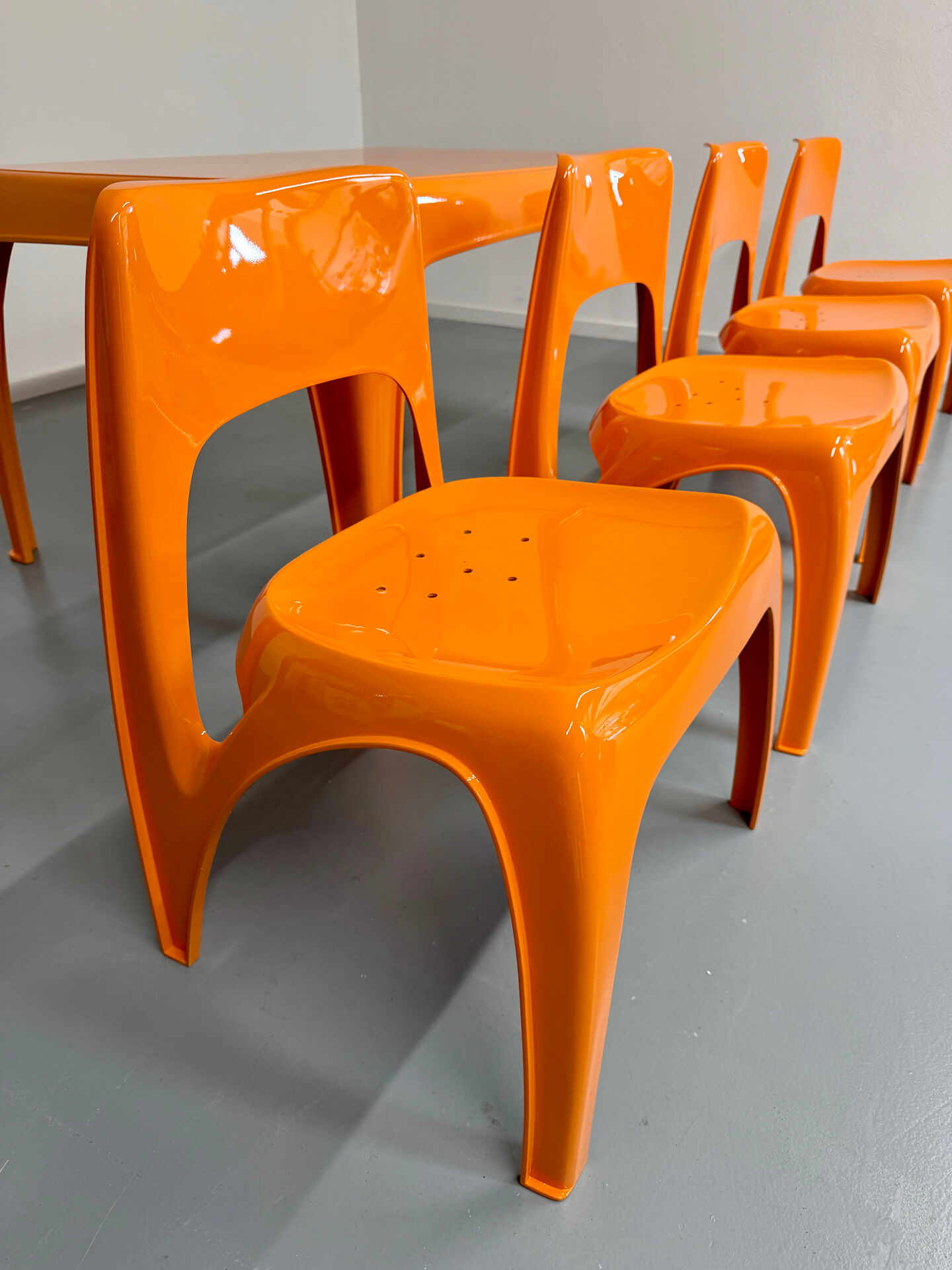 Table and 4 dining chairs designed by Preben Fabricius, Interplast, 1970s.